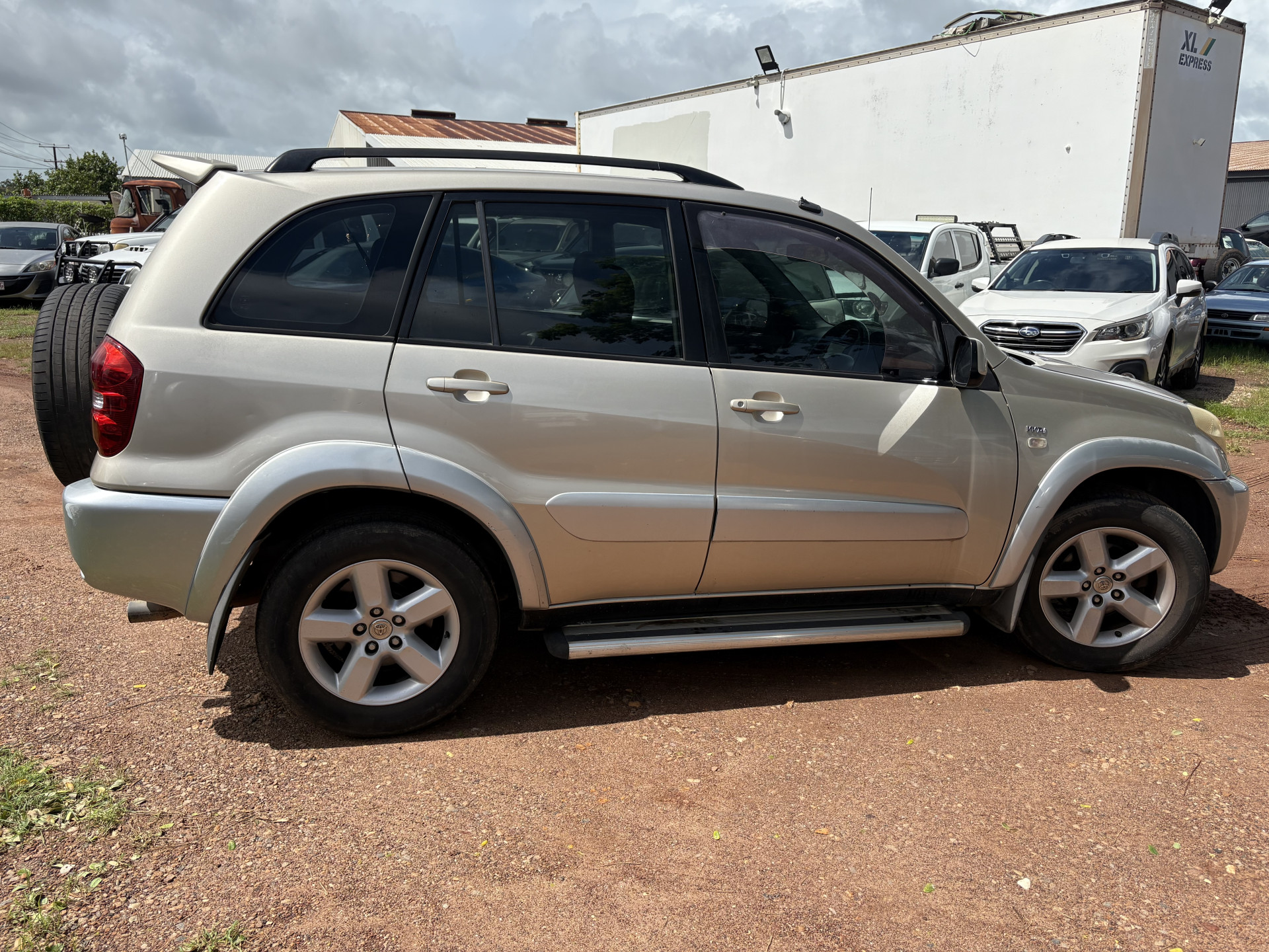 2004 Toyota RAV-4